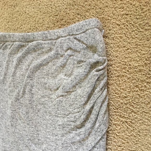 Express Warm Gray Pull On Skirt M NEW - Picture 2 of 6